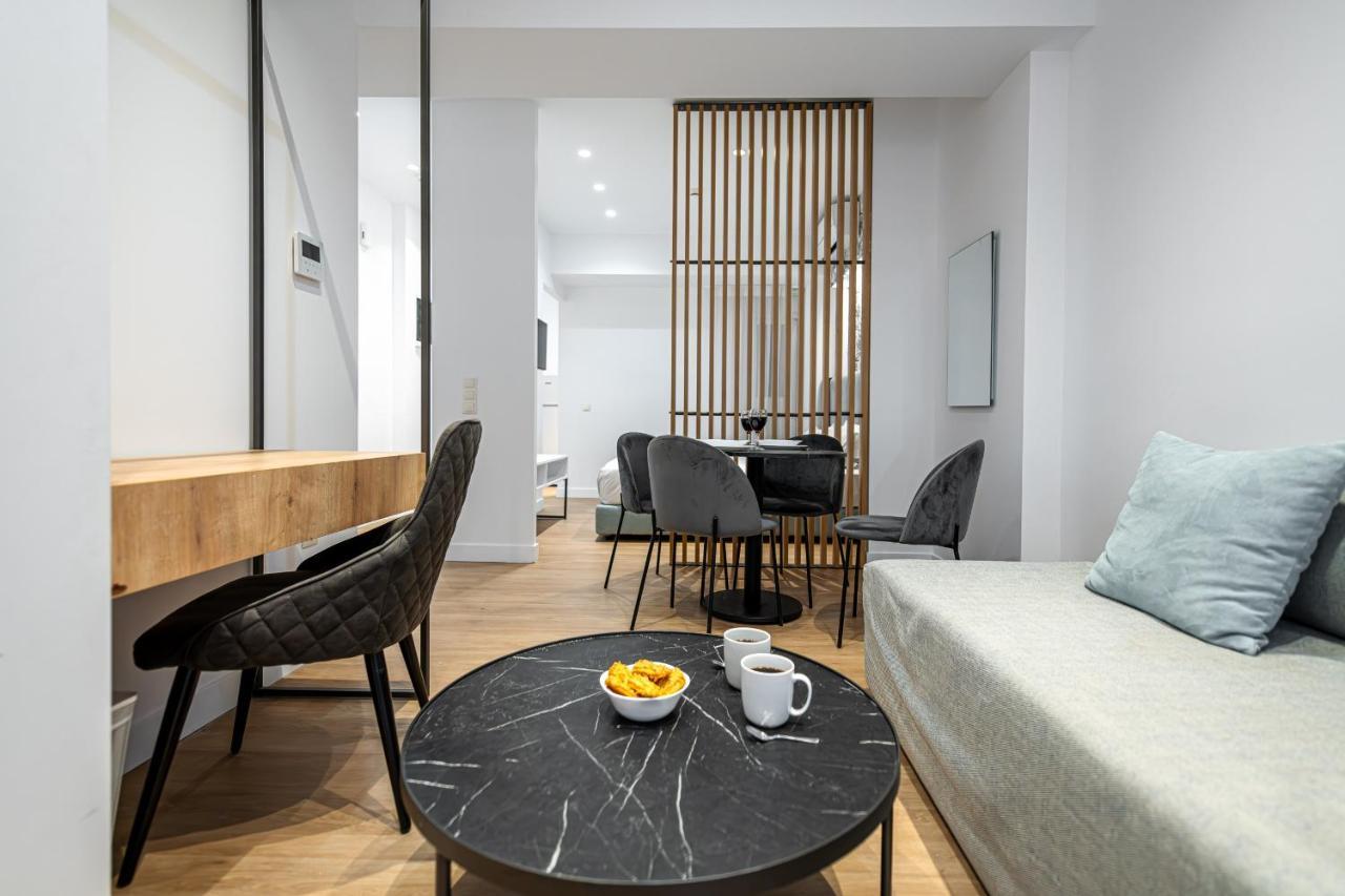 Kriel Suites By Liv Homes アテネ エクステリア 写真