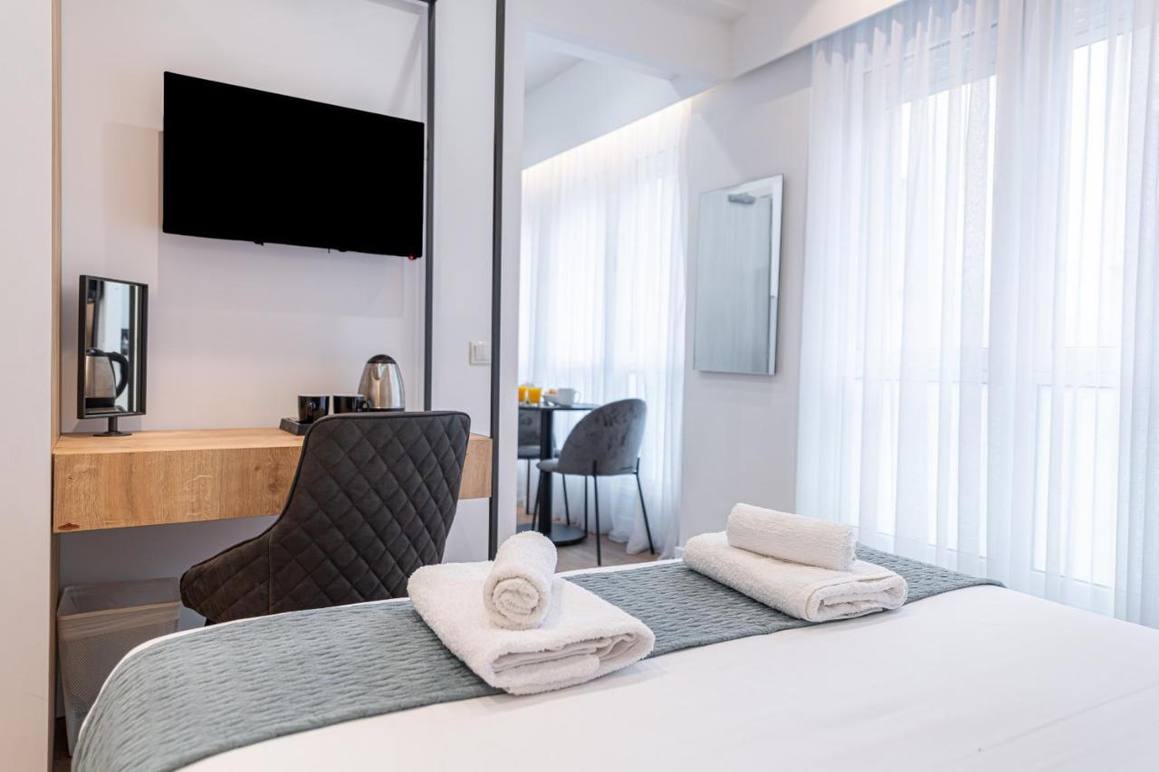 Kriel Suites By Liv Homes アテネ エクステリア 写真