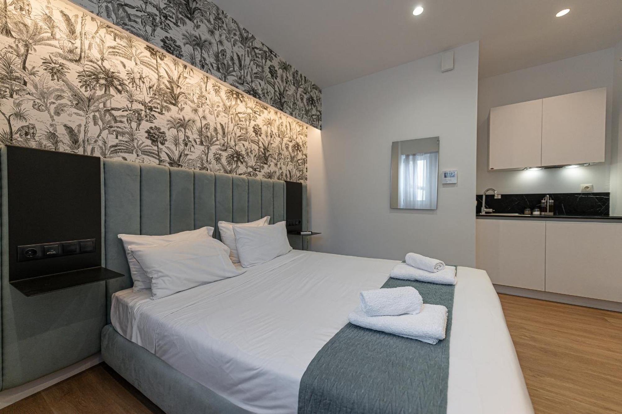 Kriel Suites By Liv Homes アテネ エクステリア 写真